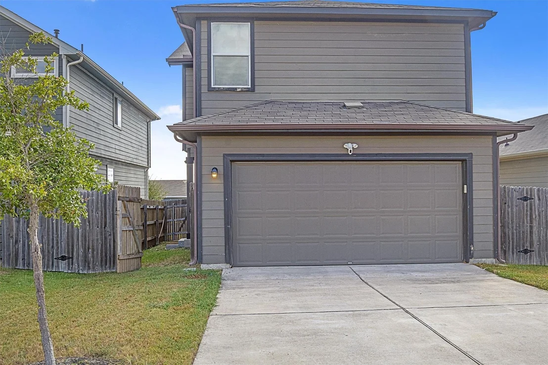 Photo of 10104 Lampton LN