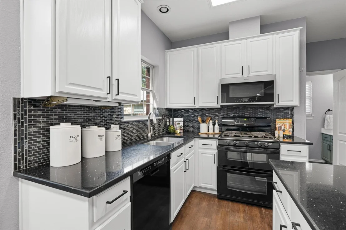 Photo of 1333 Nightingale DR