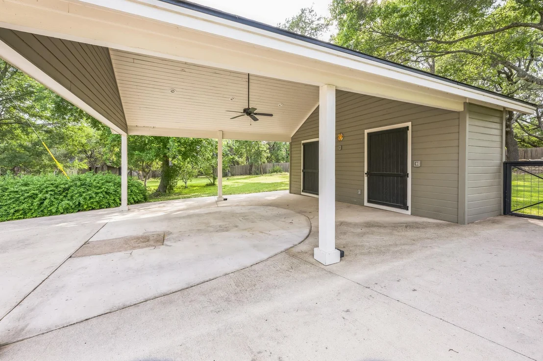 Photo of 201 W View DR