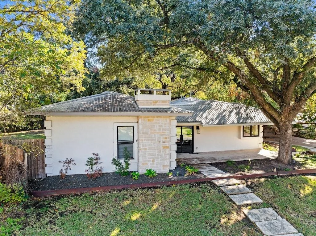 Photo of 2619 SPRING LN