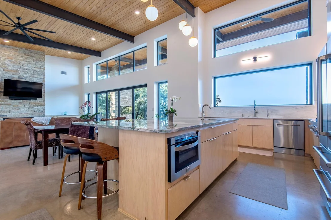 Photo of 247 Peninsula DR