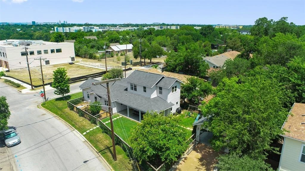Photo of 1301 Harvey ST