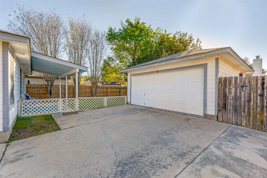 Photo of 272 Tobin DR