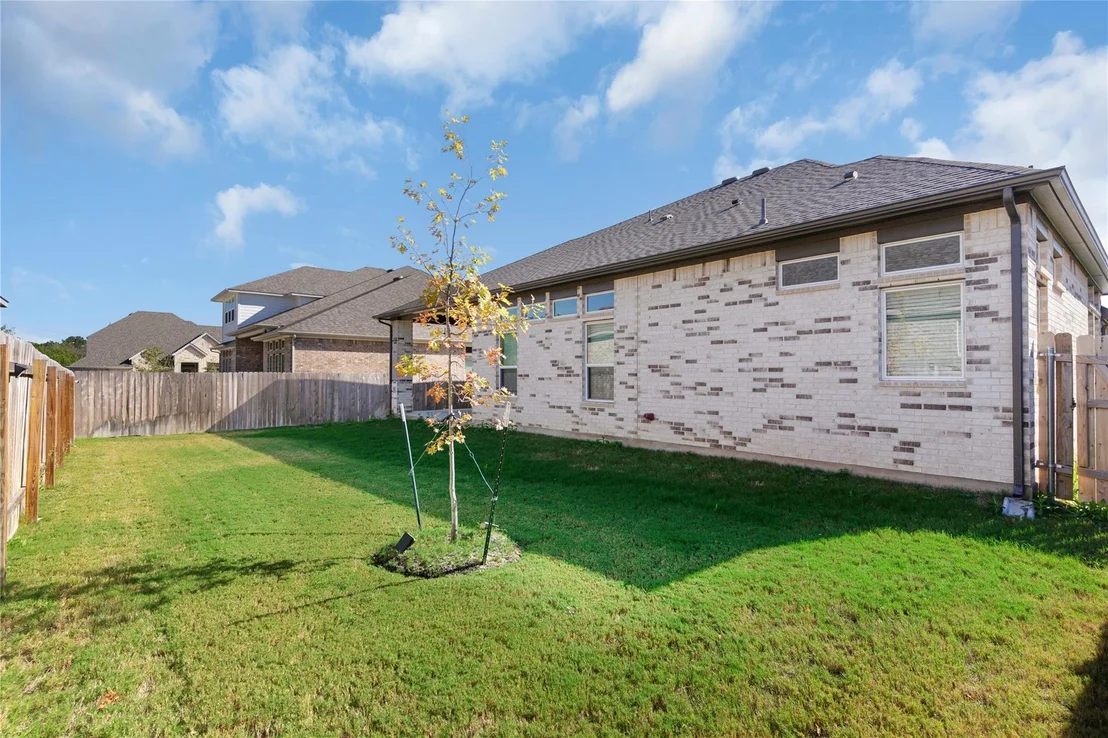 Photo of 1417 Bermuda DR