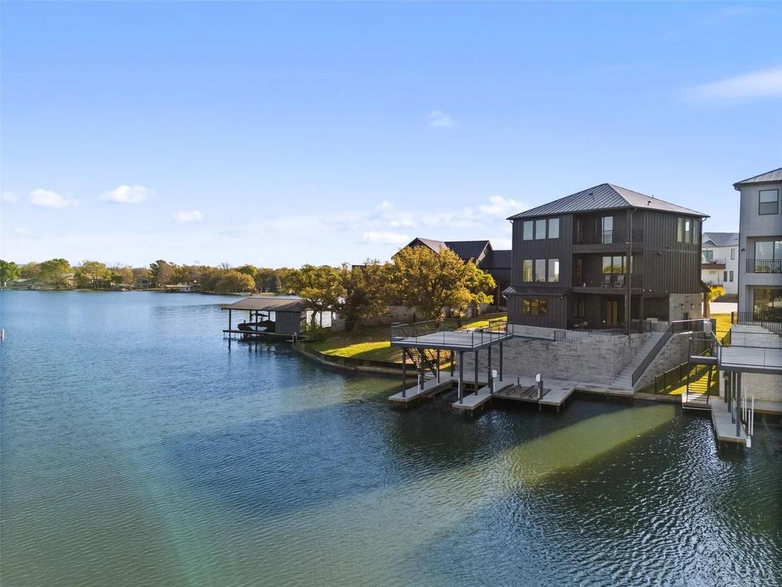 Photo of 175 Pointview DR