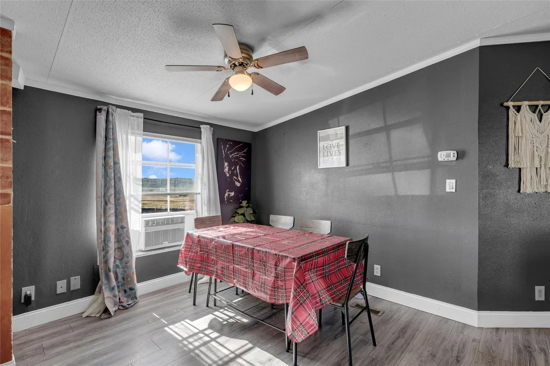 Photo of 700 Hale ST