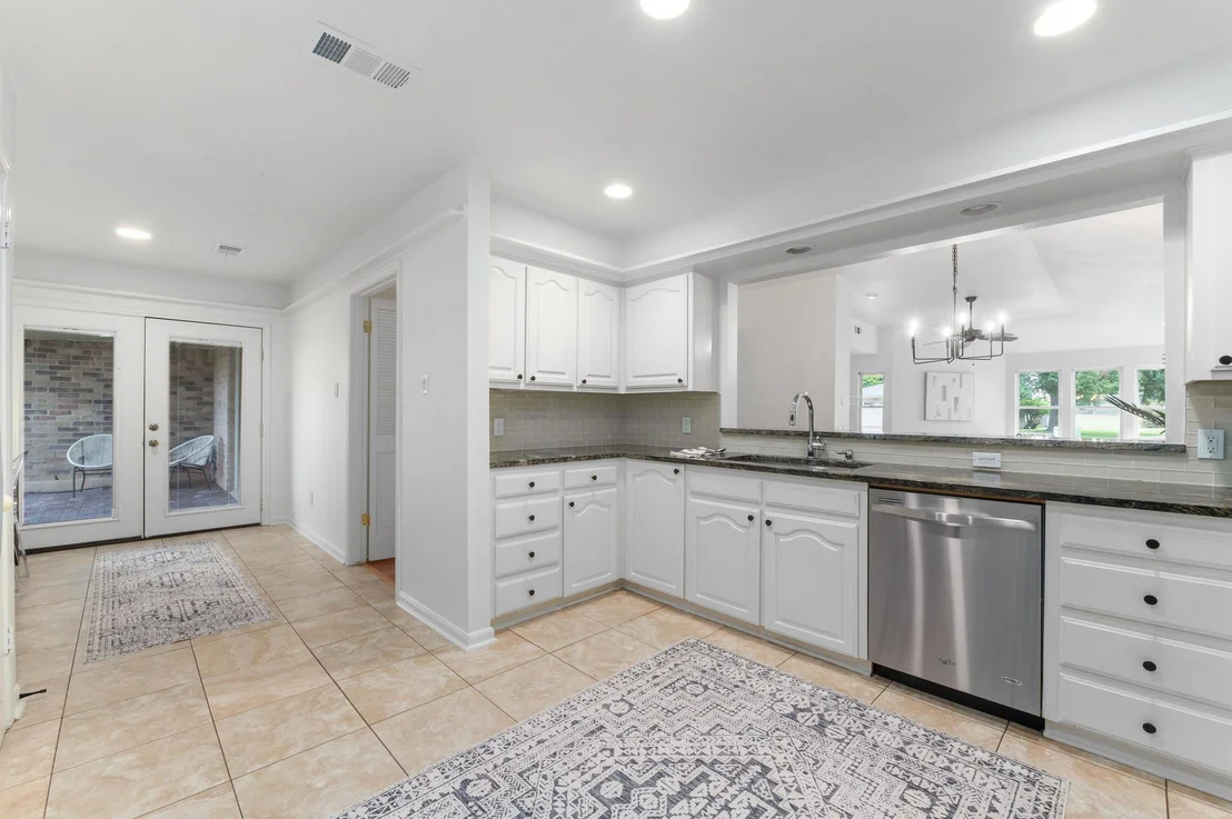 Photo of Unit E at 11127 Pinehurst DR
