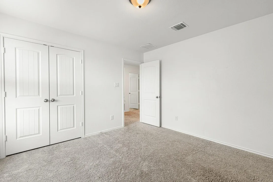 Photo of 1232 Adam LN