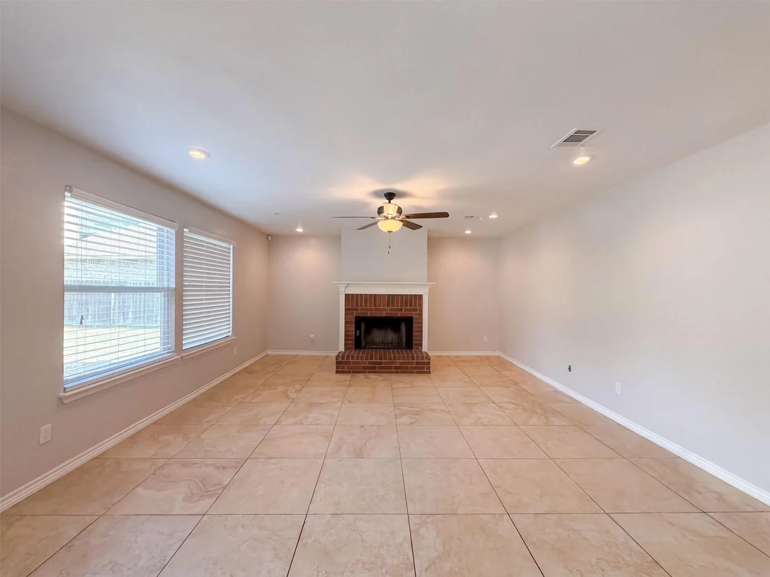 Photo of 1722 Woods BLVD