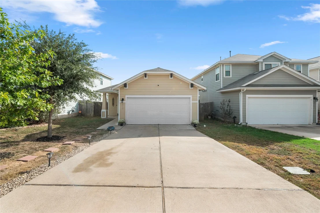 Photo of 217 Vestral RD