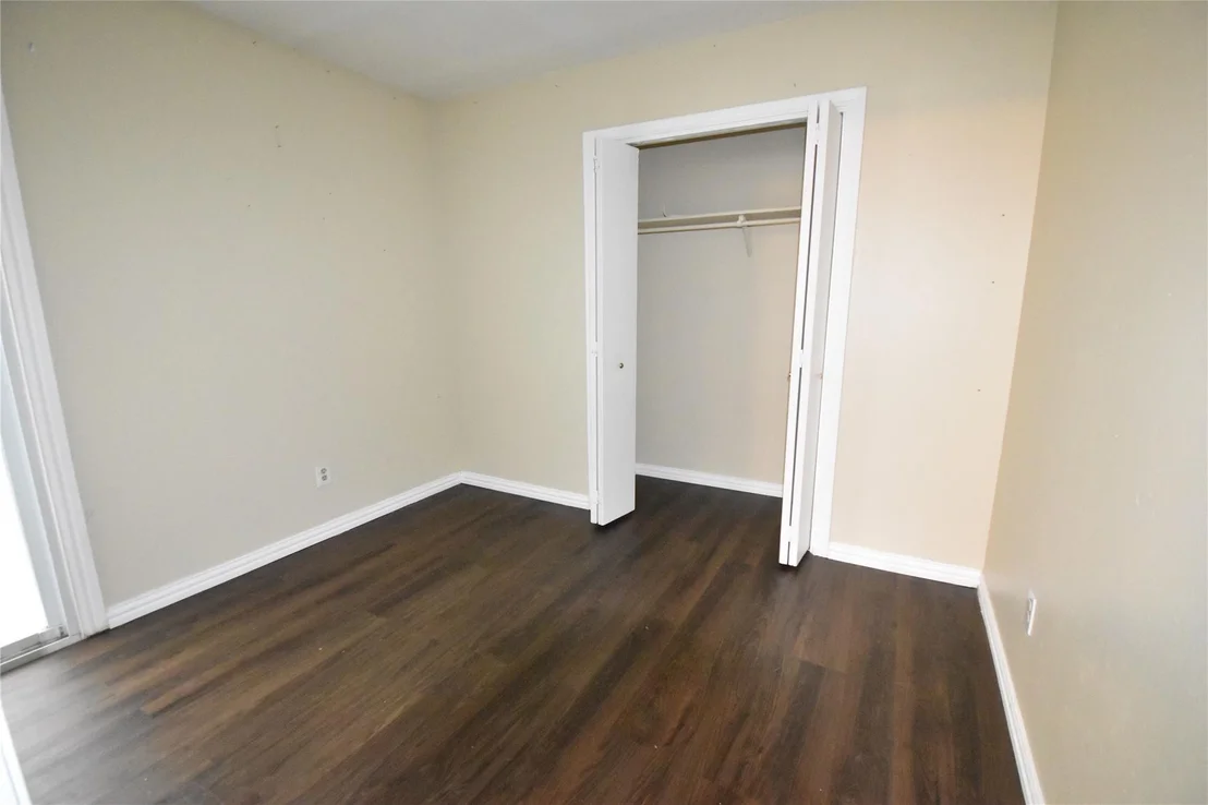 Photo of 2000 Millay DR