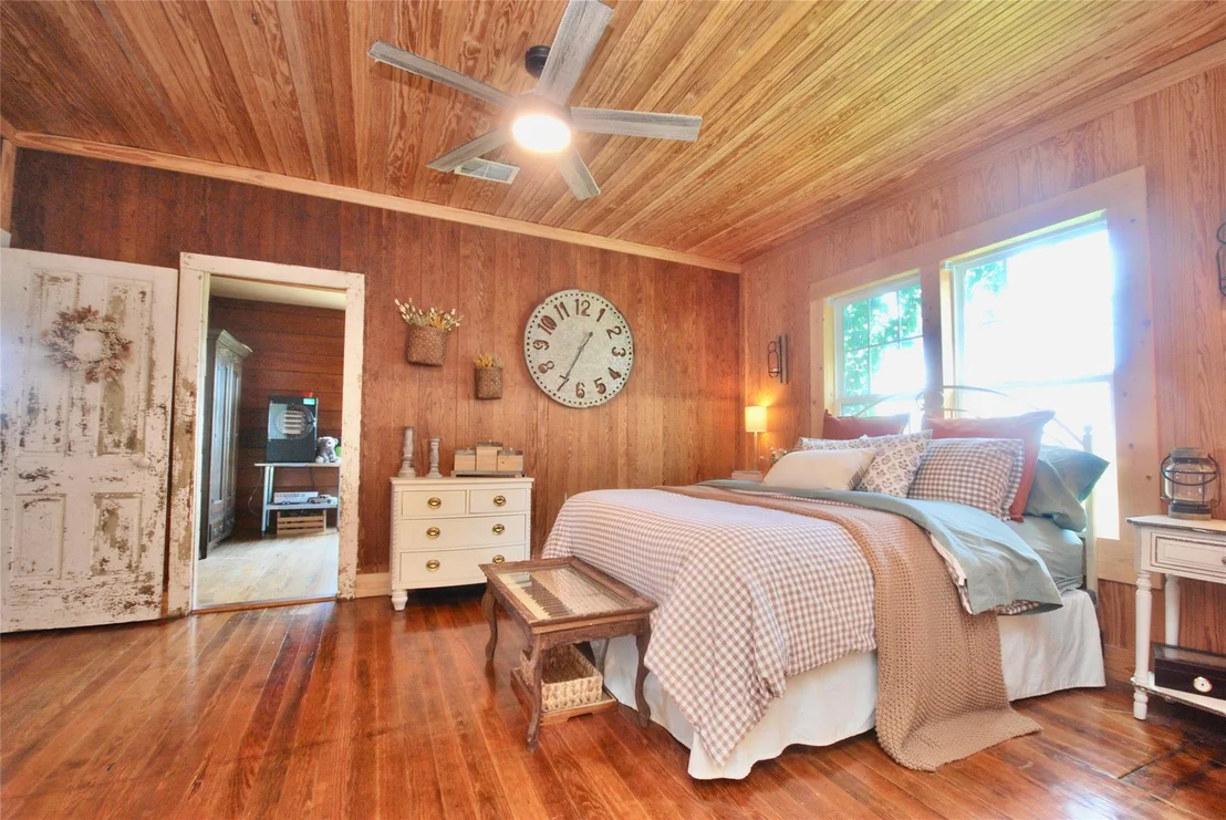 Photo of 4228 County Road 256