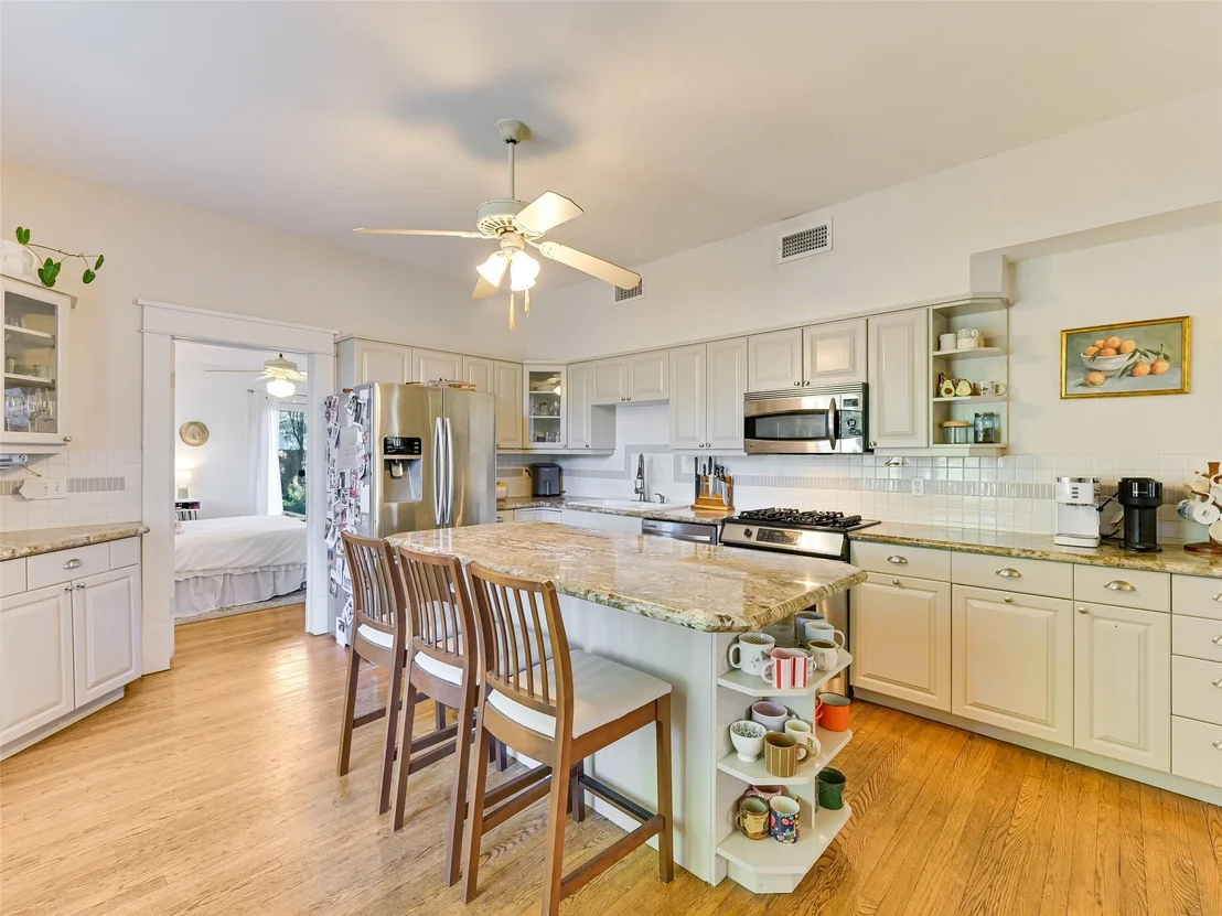 Photo of 4000 Avenue D