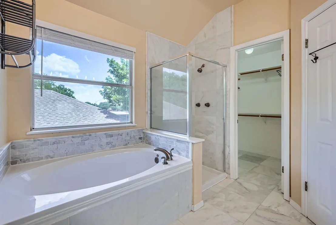 Photo of 2708 Winding Brook DR