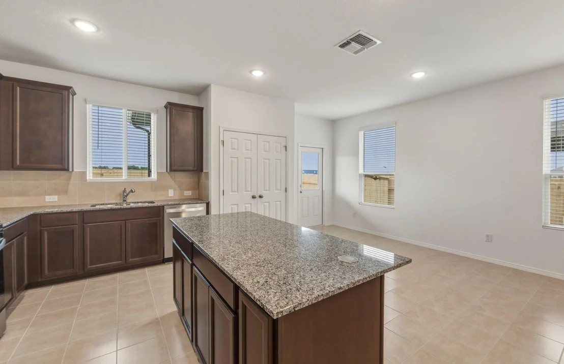 Photo of 545 Henry Milton RD