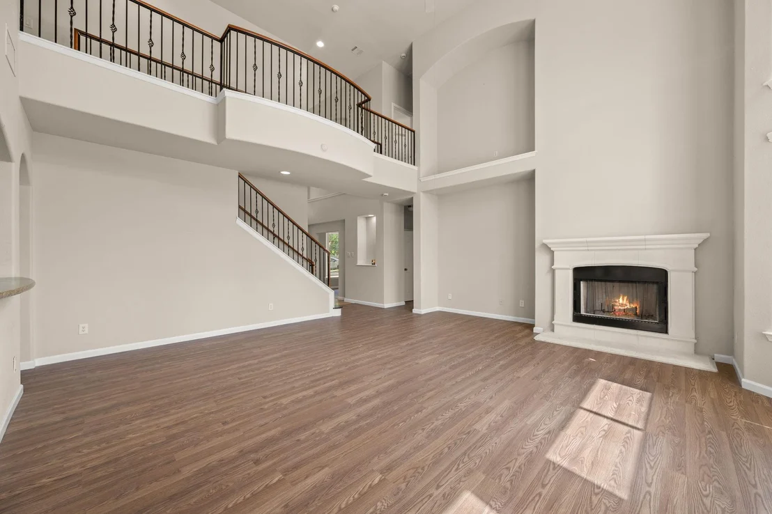 Photo of 1018 Canyon Maple RD