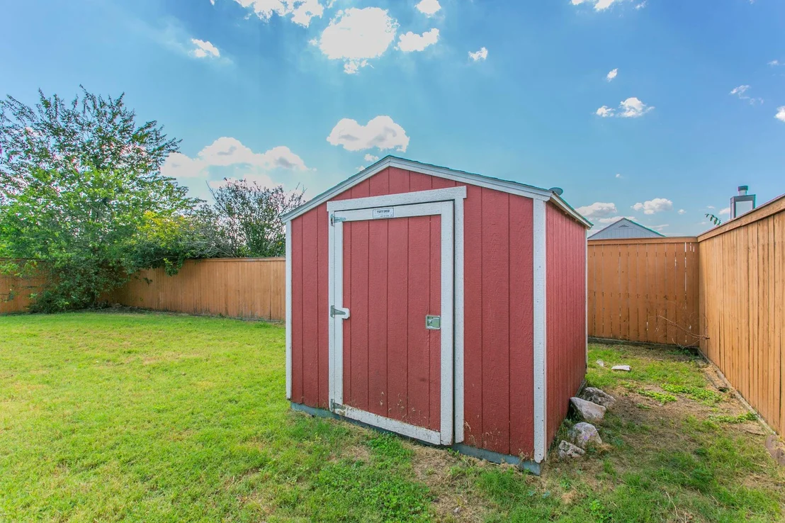 Photo of 1904 Basalt DR