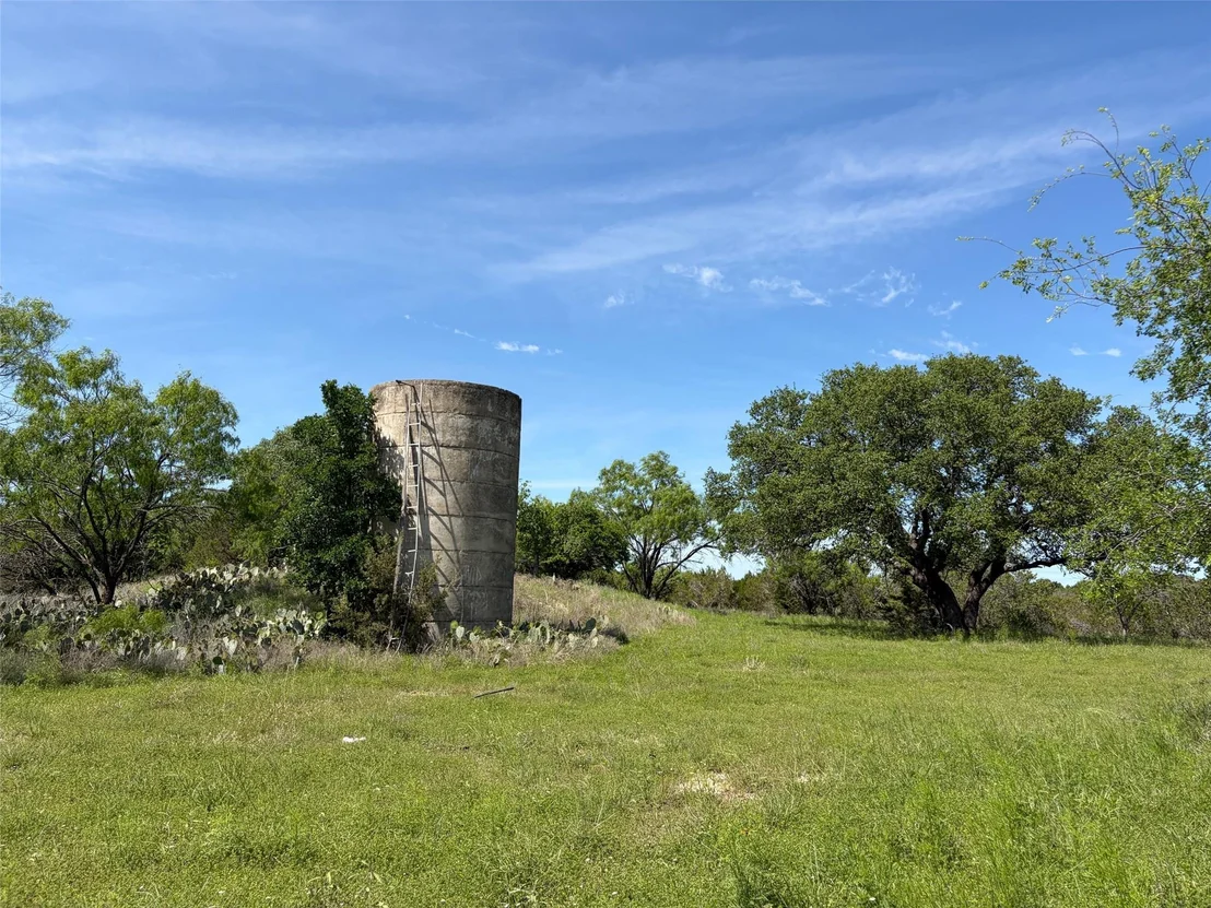 Photo of 397 Private Road 3072