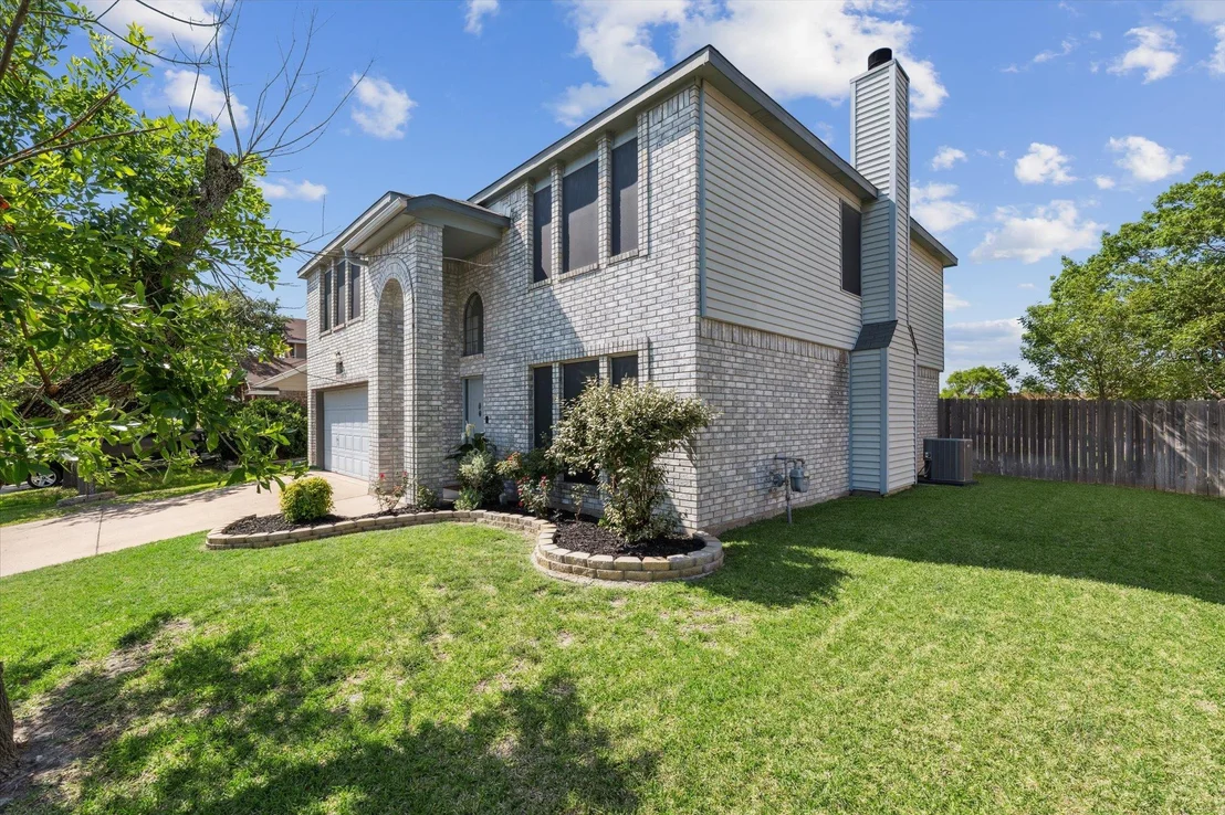 Photo of 315 Barber DR