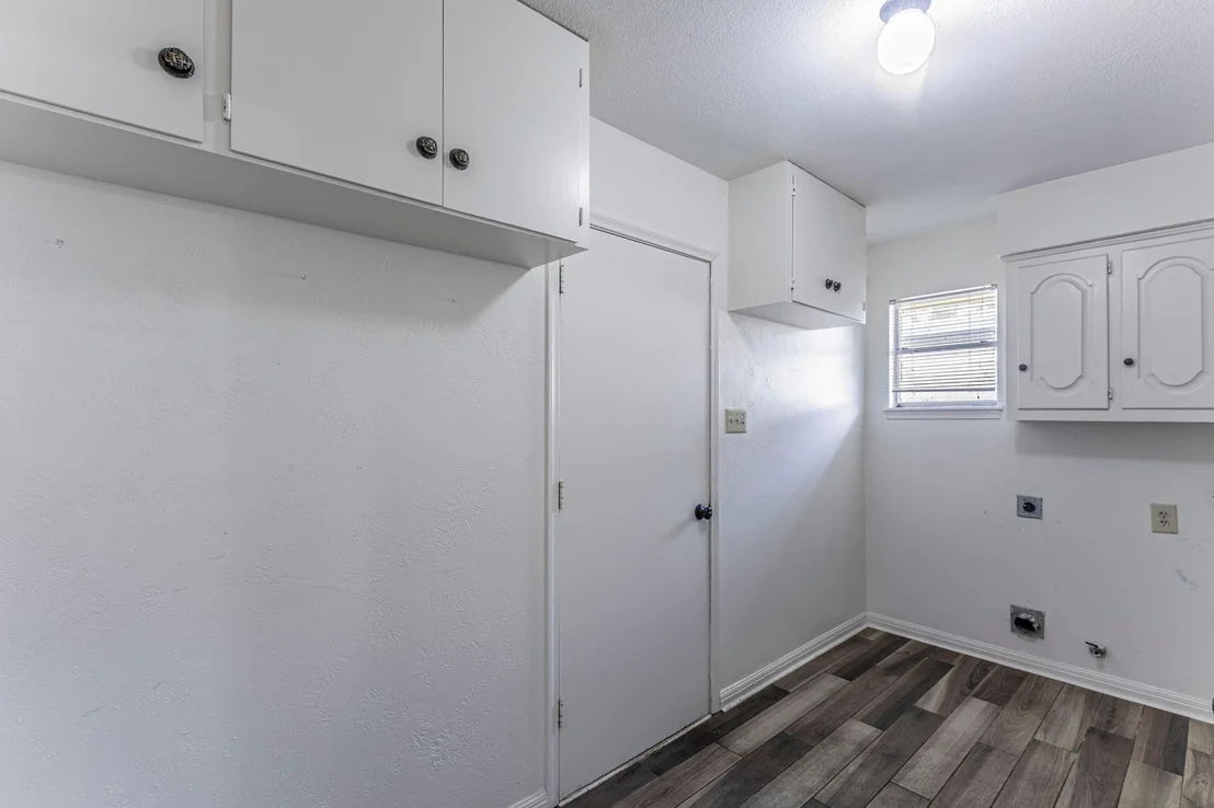 Photo of 3409 Hemlock BLVD