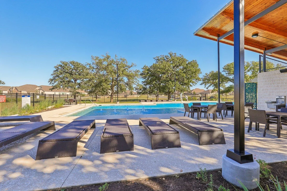 Photo of 133 Plumbago LOOP