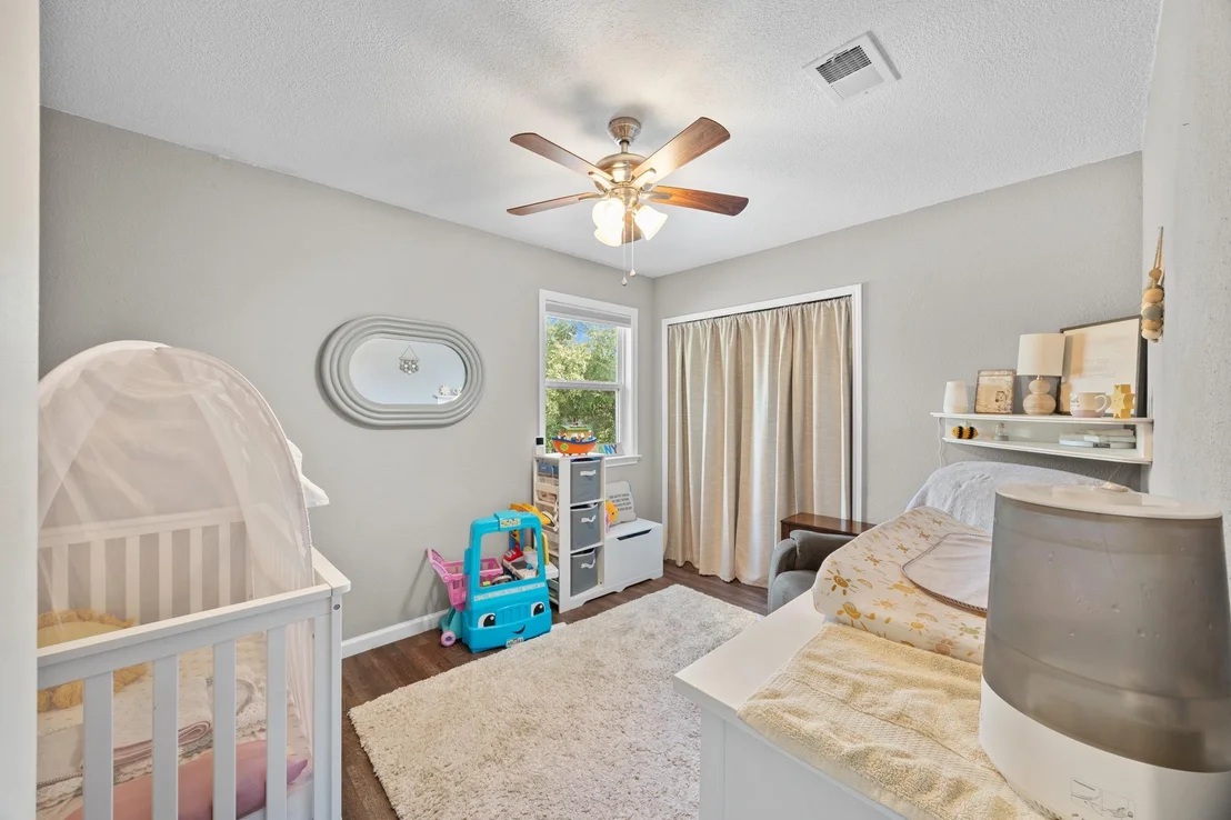 Photo of 806 Brook BND