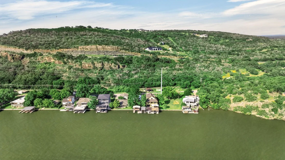 Photo of 1002 Scenic LOOP