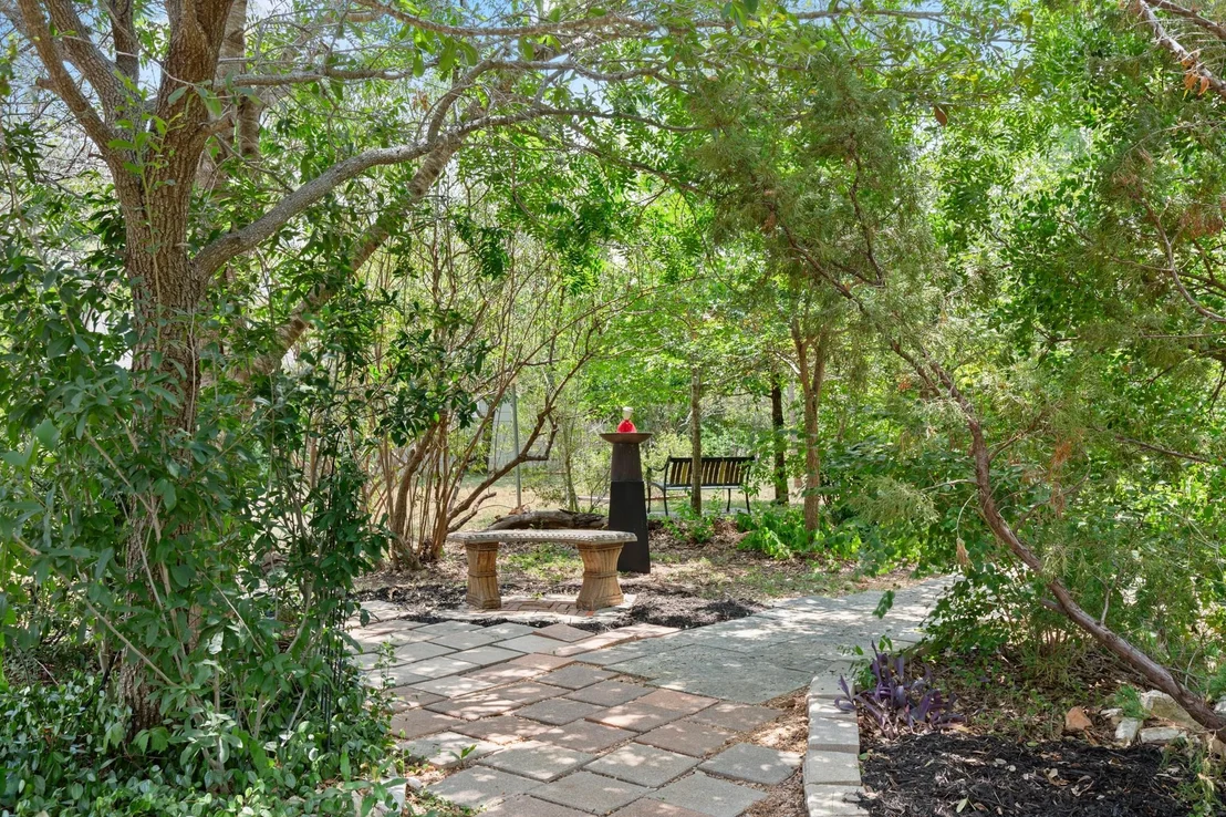 Photo of 5613 Westview RD