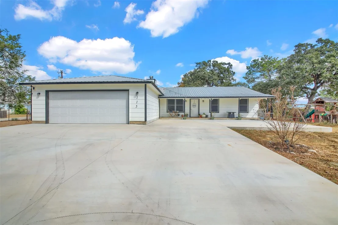 Photo of 115 Rangeland RD