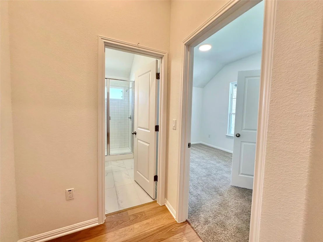 Photo of 471 Young ST