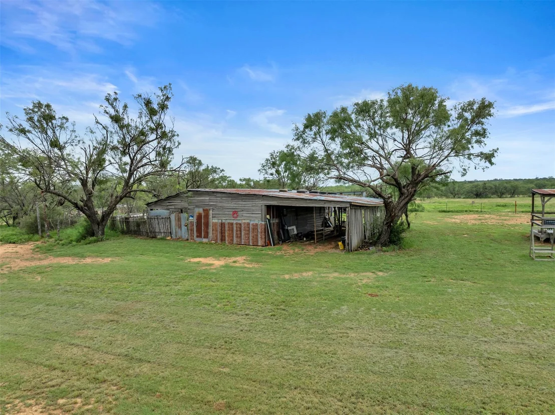 Photo of 7945 County Road 202