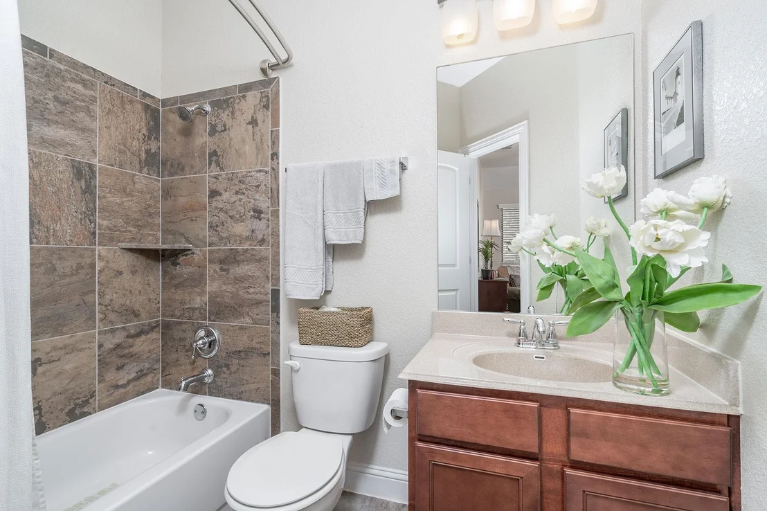 Photo of 1419 Rowan DR