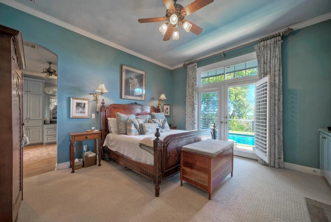 Photo of 9100 BELL MOUNTAIN DR