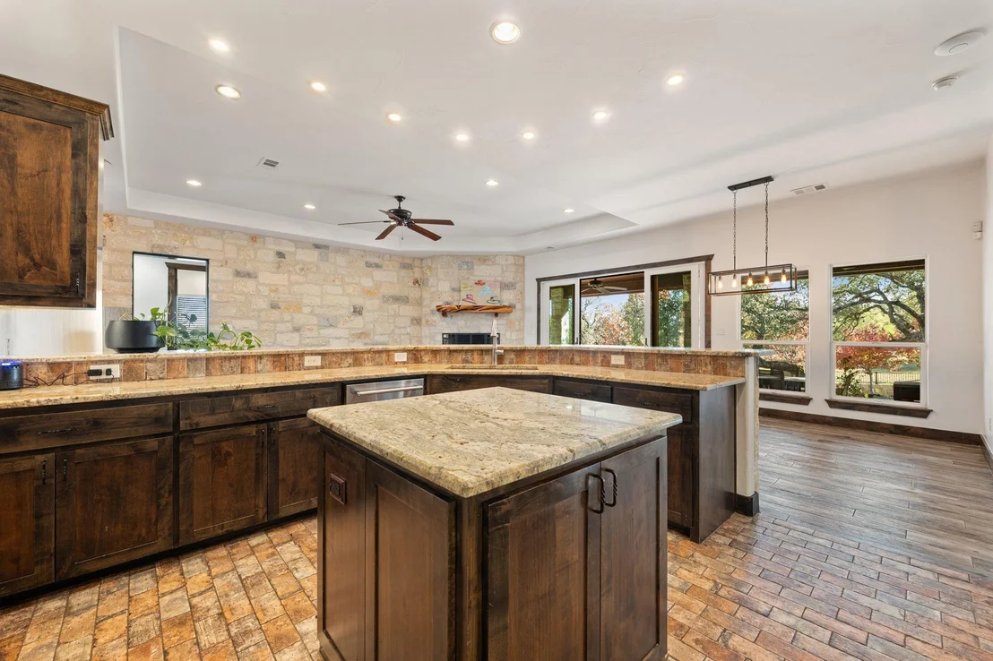 Photo of 303 Emerald WAY