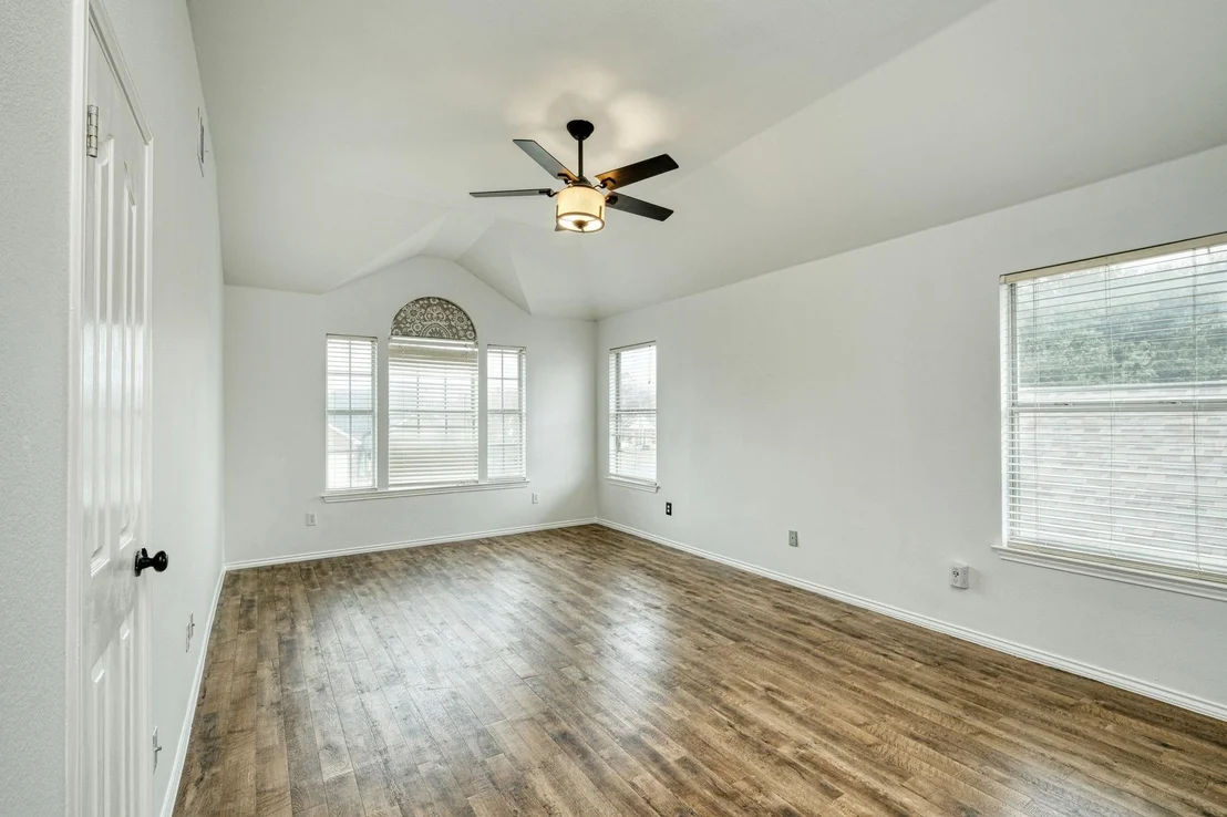 Photo of 303 Reinhardt BLVD