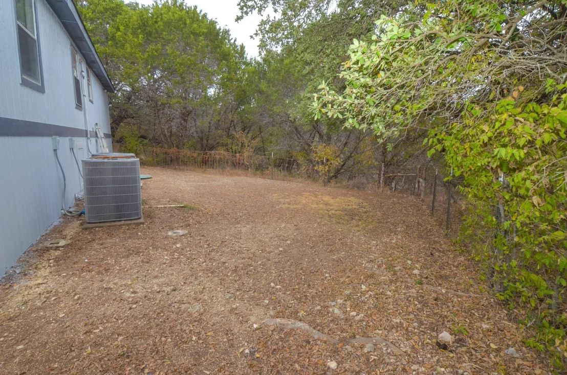 Photo of 319 RIVER RD