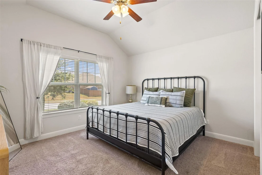 Photo of 396 Gunnison WAY