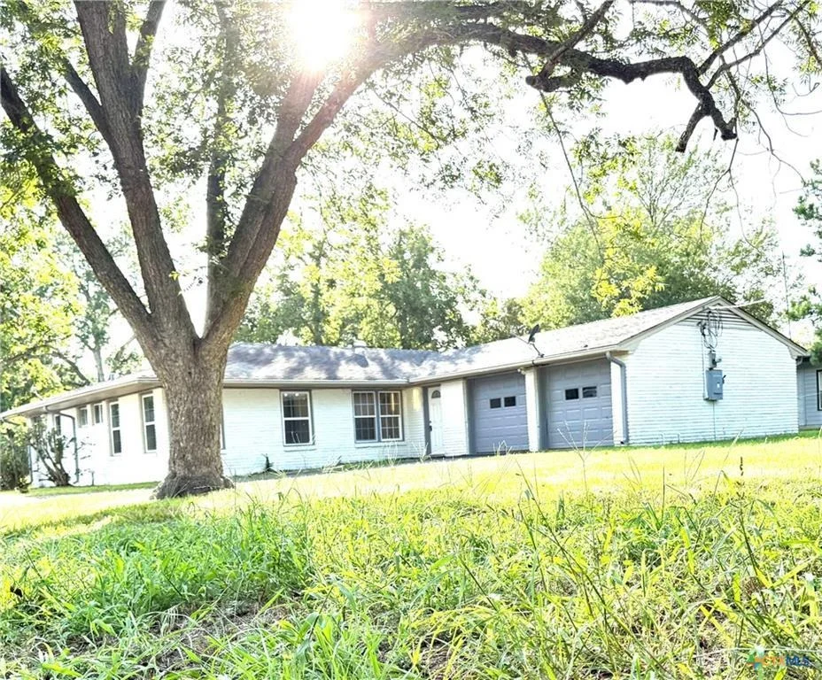 Photo of 302 Smith ST