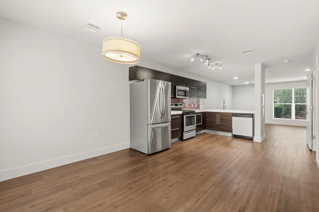 Photo of Unit 708 at 1101 Grove BLVD