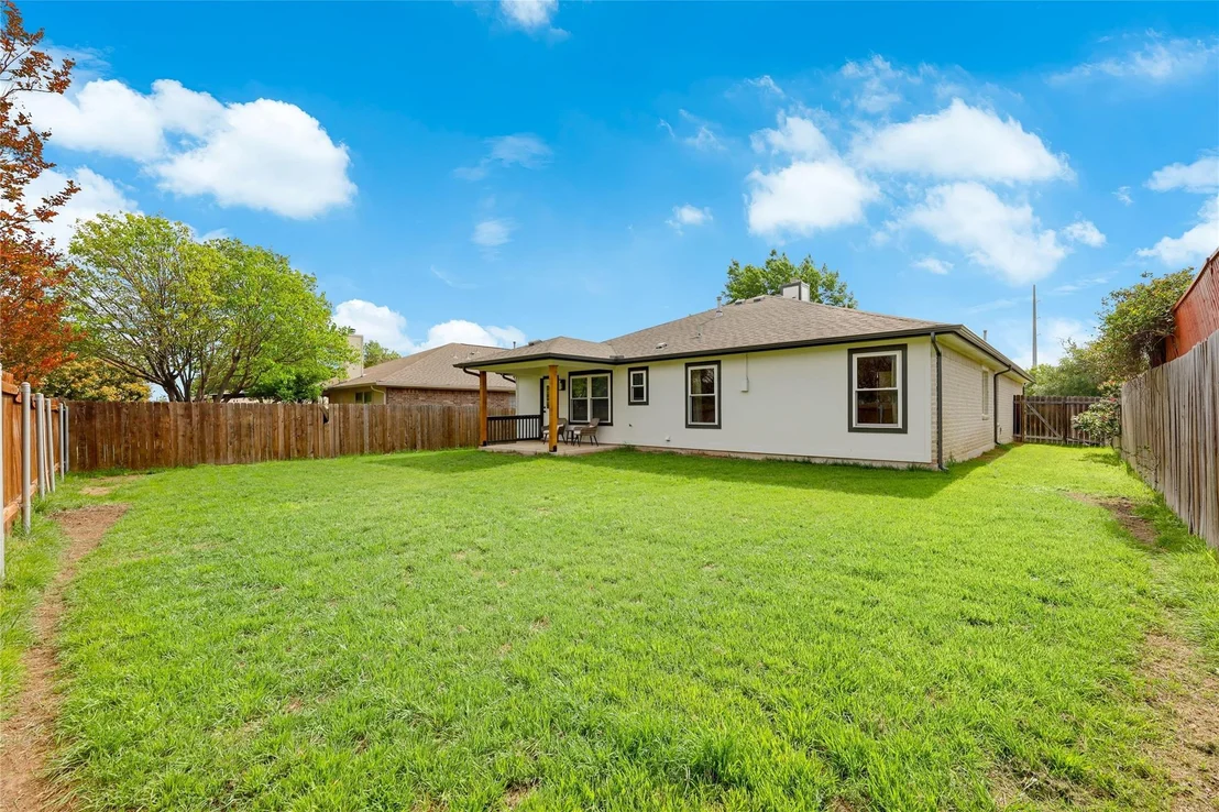 Photo of 1903 Mir Woods DR