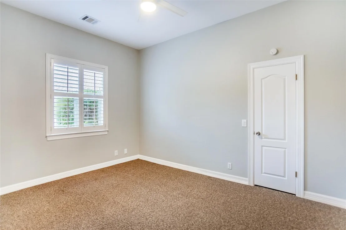 Photo of 10800 River Plantation DR