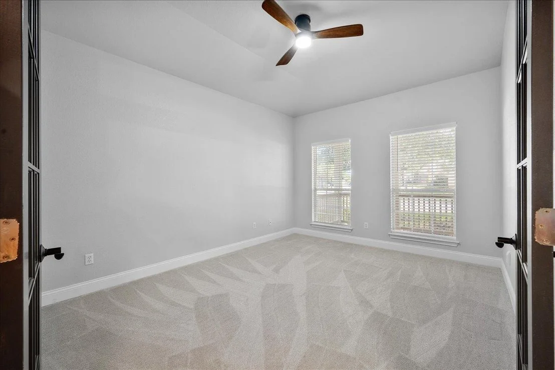 Photo of 10700 Harley Ave