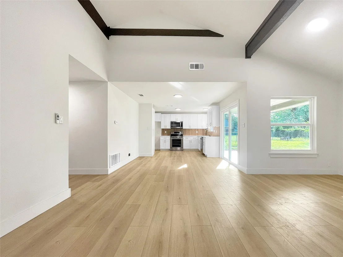 Photo of 313 Golden Oaks DR