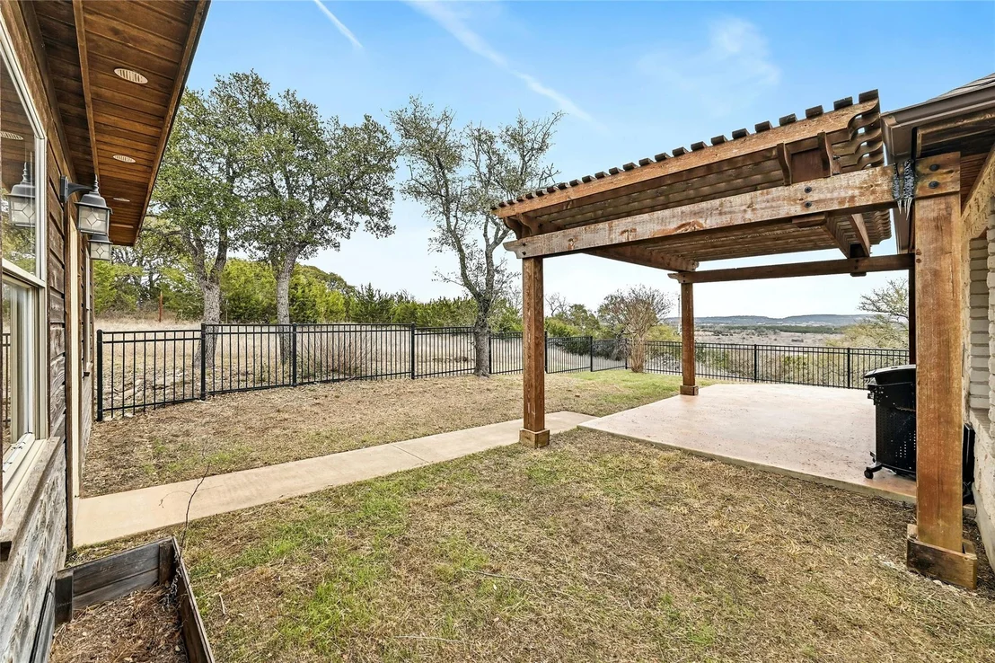 Photo of 211 Summit Ridge RD