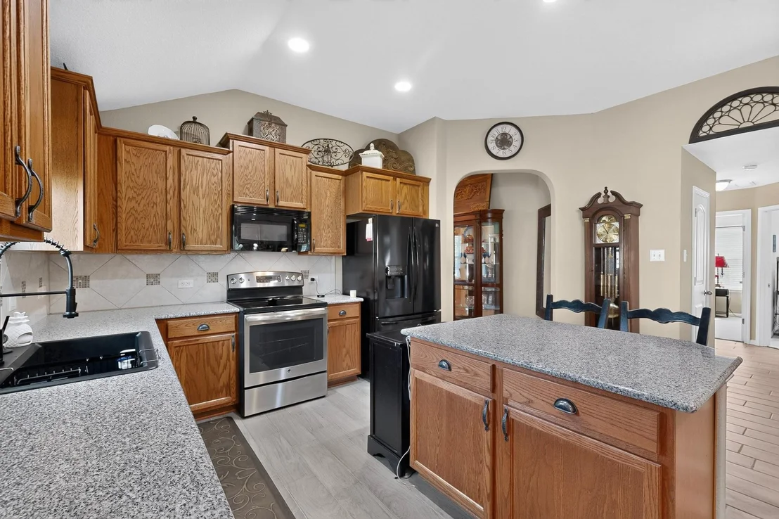 Photo of 928 Tabernash DR