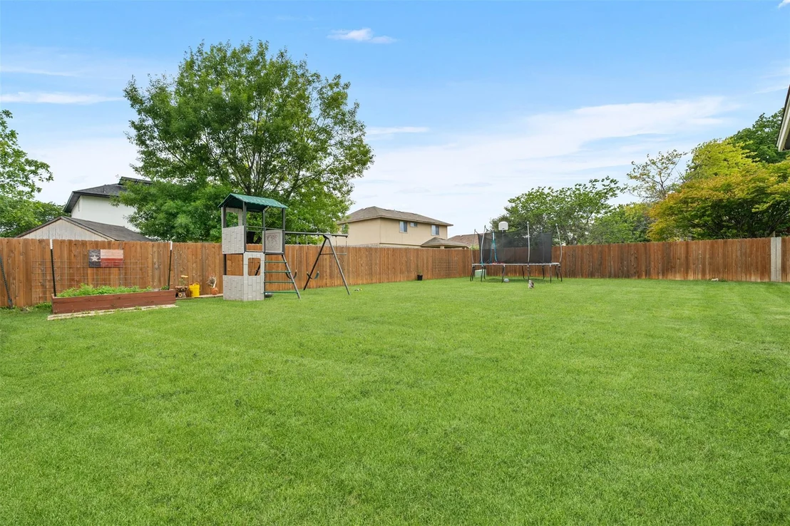 Photo of 7107 Kevin DR