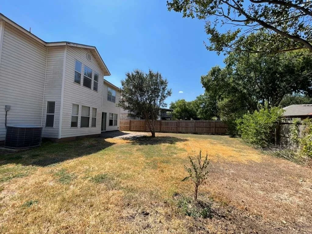 Photo of 1172 Southern PL