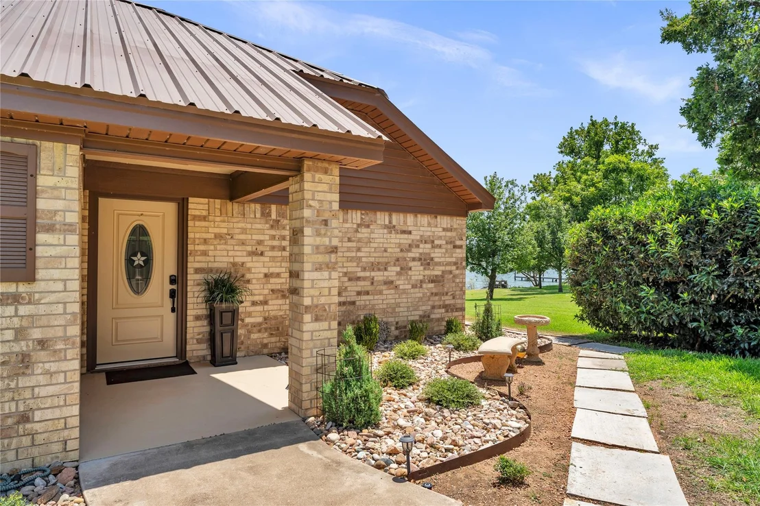 Photo of 386 Lake Loop