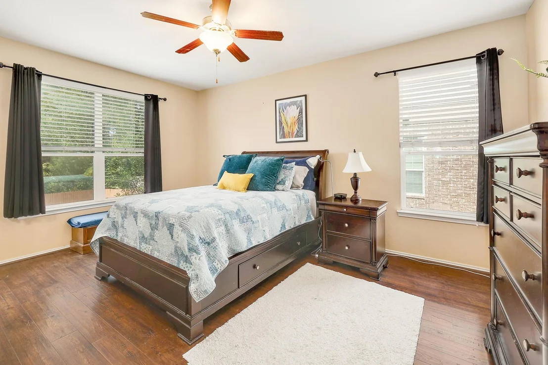 Photo of 217 Sheepshank DR