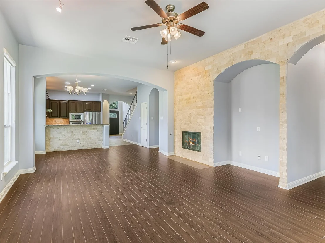 Photo of 6633 Estana LN
